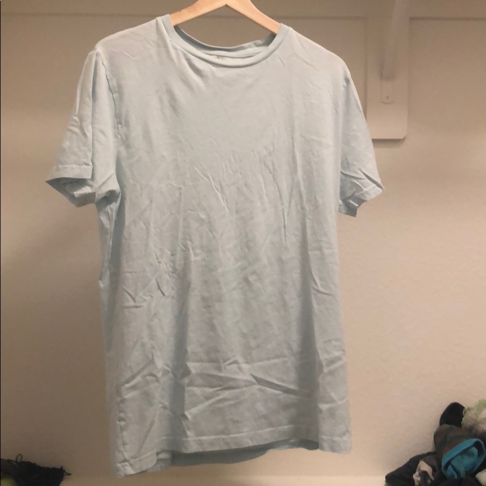 Men’s light green t shirt